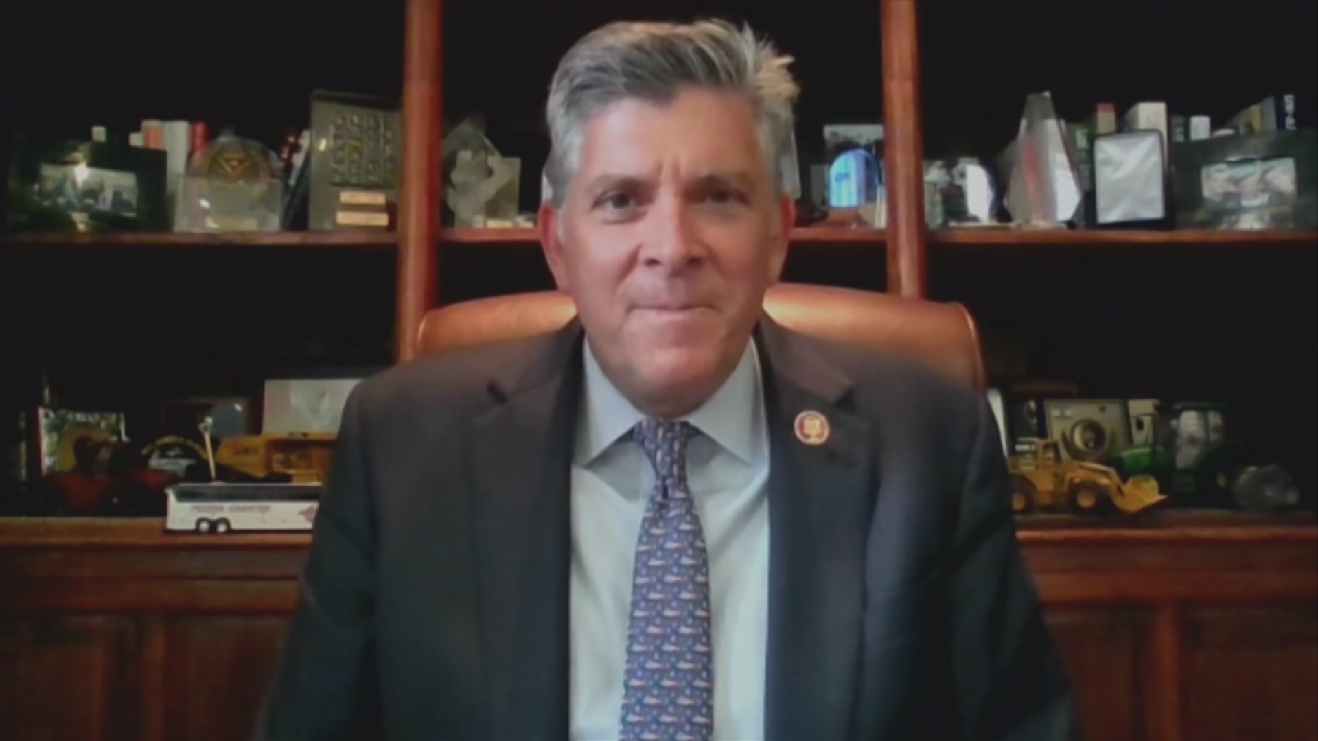 LaHood Breaks From Colleagues, Votes Against USPS Bill | Chicago News ...